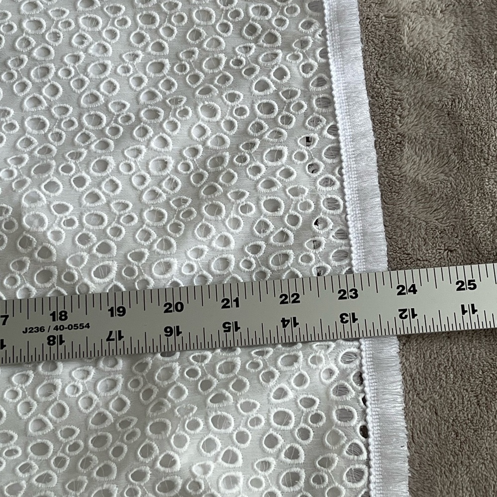 Lilly Pulitzer Lillette Top Resort White Eyelet Crinkle Chiffon Cottagecore XS - Picture 16 of 16